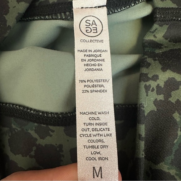 SAGE Green and Black Camouflage Leggings size M - Picture 2 of 4